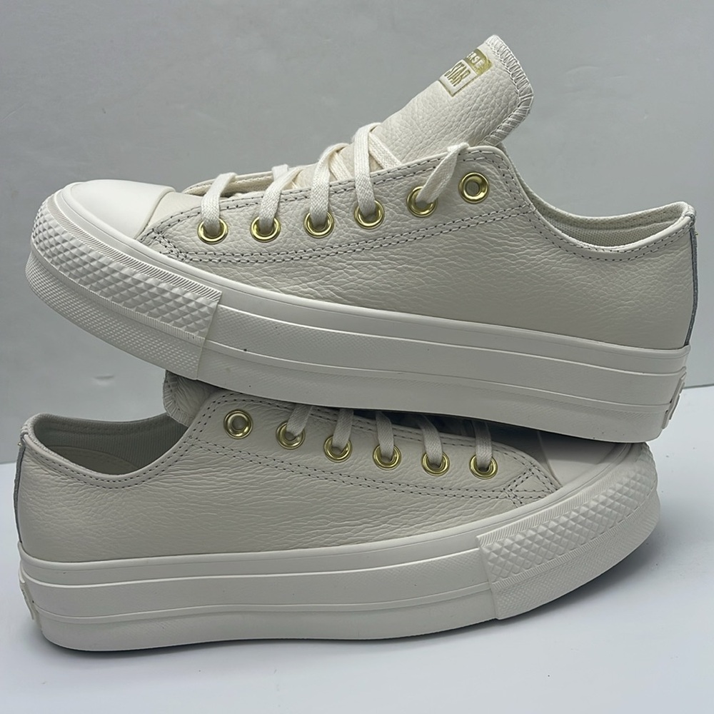 Converse WMNS Platform Sneakers A12765C
CTAS LIFT OX
EGRET/EGRET/GOLD - Picture 15 of 16